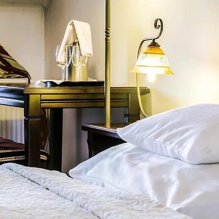 Pensjonat Familia 3*